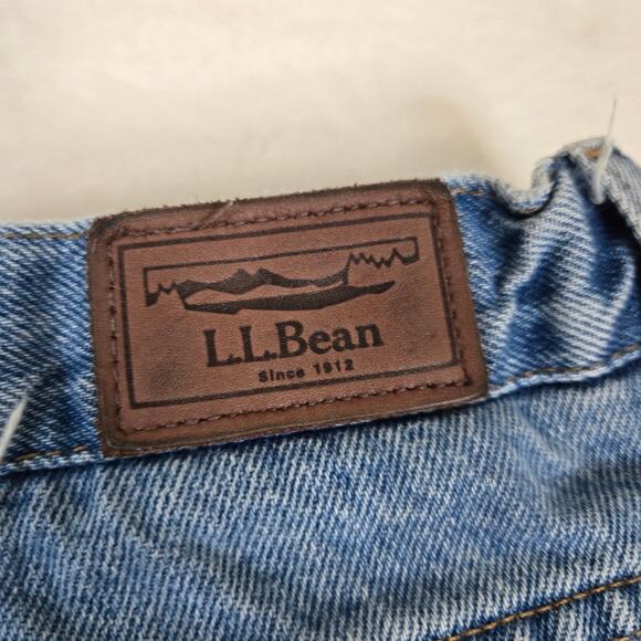 L.L. Bean Comfort Waist Jeans Mens 44x32 Straight Leg Jeans Denim 0833 - Picture 11 of 13